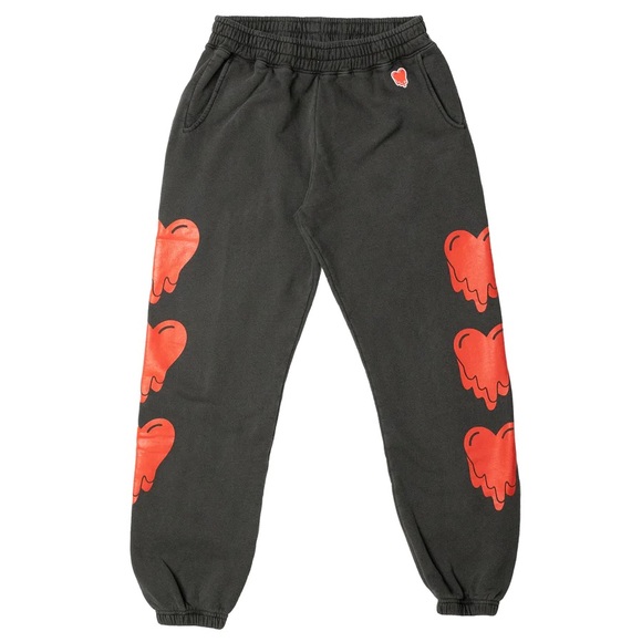 Emotionally Unavailable Heart Sweatsuit In Charcoal - Picture 7 of 7